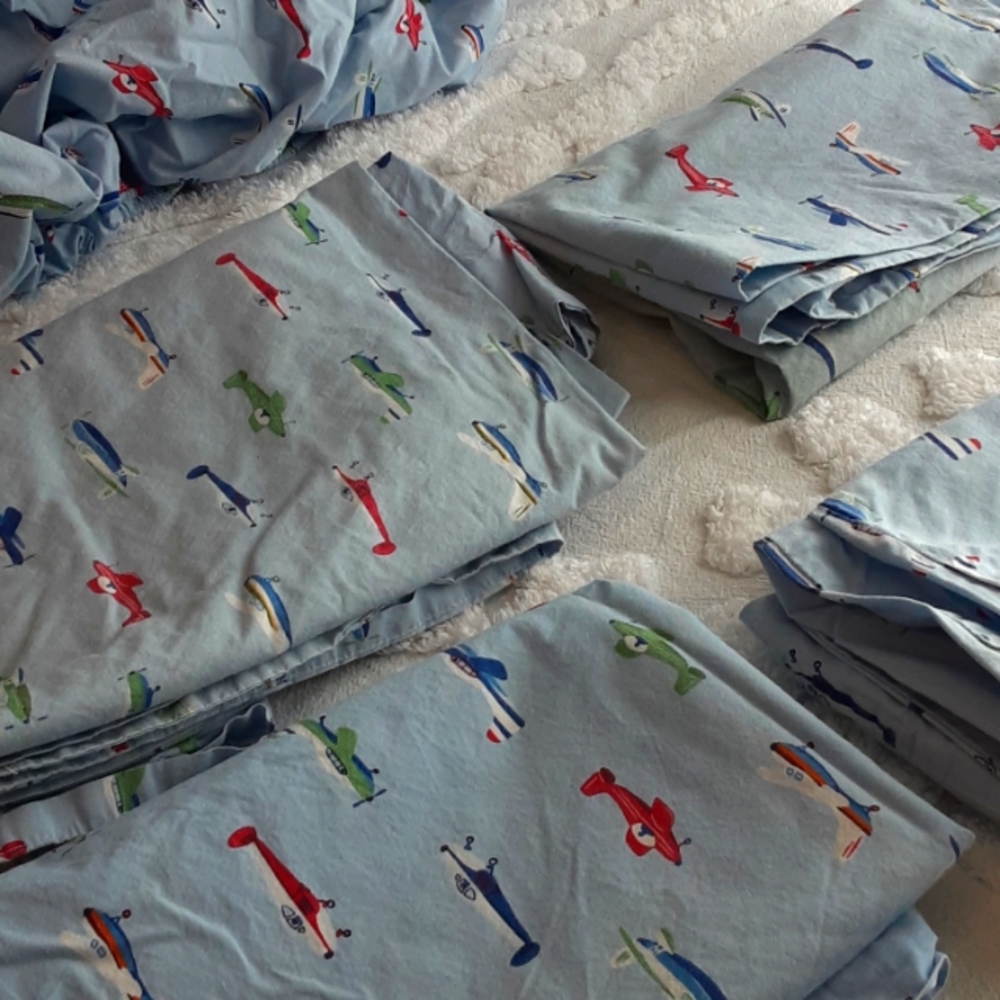 Pottery Barn Kids - blue airplane - Twin sheet set w pillow cases and euro sham